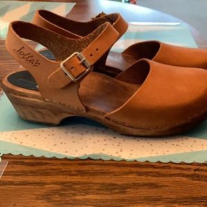 Lotta from Stockholm low clogs